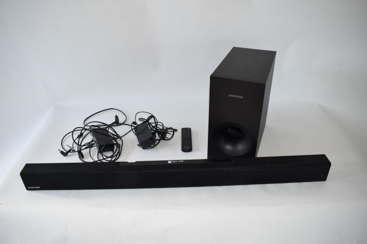 712121-1 Samsung Soundbar model HW-K369