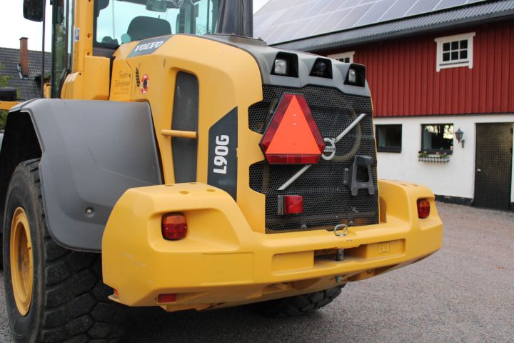 722916-22 Wheel loader Volvo L90G -12 (7217 h)