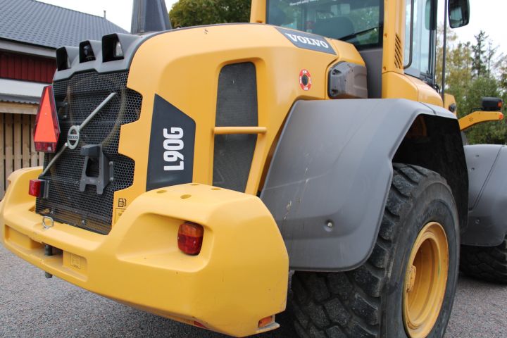722916-24 Wheel loader Volvo L90G -12 (7217 h)