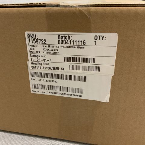 723381-3 Laptop Acer Swift 3 14 "FHD (Pentium Gold 4417U, 128GB SSD)