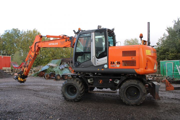 Wheel excavator Hitachi ZX140W-3 -08 - PS Auction - We value the