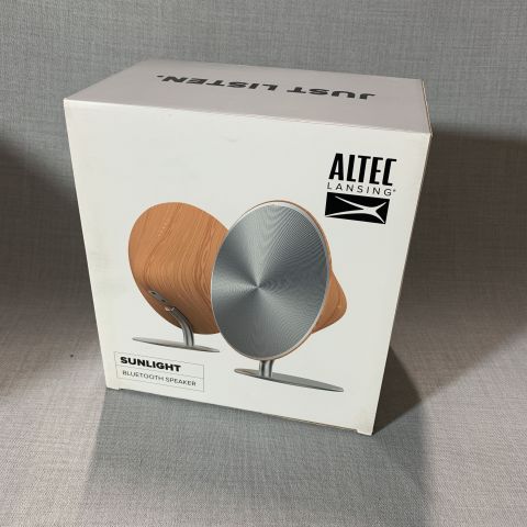 723471-2 Bluetooth speaker Altec Lansing Sunlight - Light wood