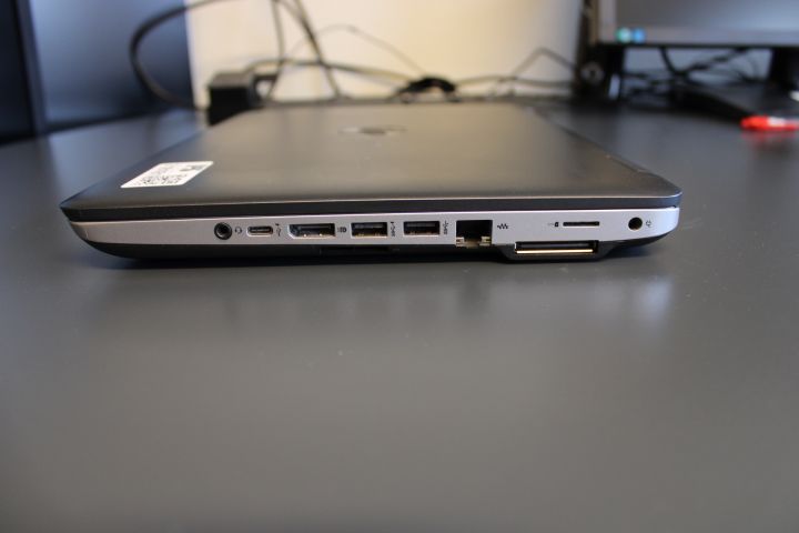 718161-6 HP ProBook 640 G2 + Power Cable and Docking Station (Unlocked)