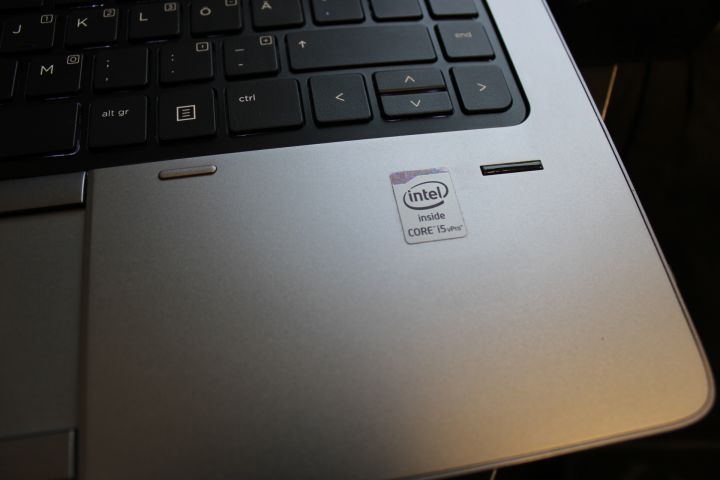 718169-3 HP EliteBook 840 G1 Touchscreen + Power Cable and Docking Station