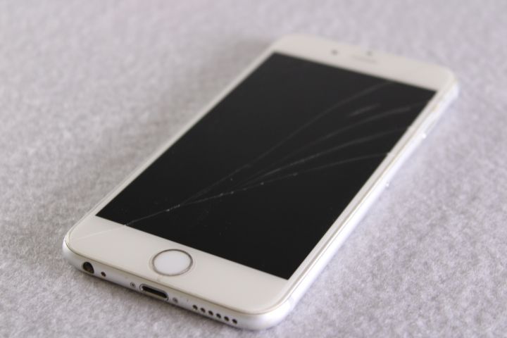 661030-9 Iphone 6S 128 GB & Iphone 6 64 GB