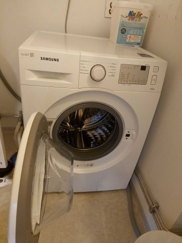 717297-2 Tvättmaskin Samsung 8kg WW80J3473KW