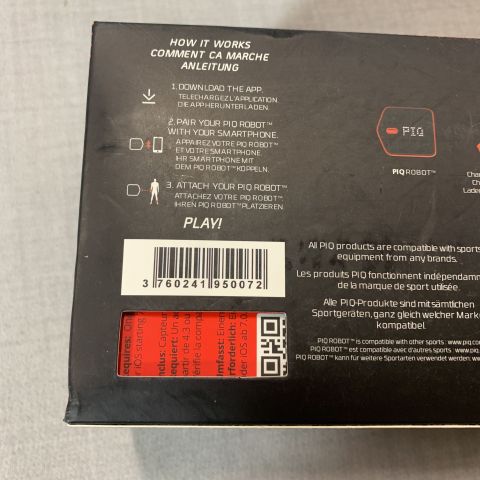 723864-3 Rossignol and Piq Wearable Ski Sport Tracker - Black Red