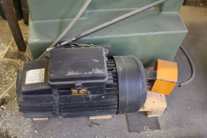 722980-4 Router Valentini 2715