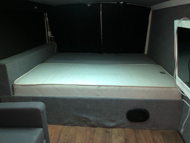 722378-12 Husbuss - Volvo B85 -81