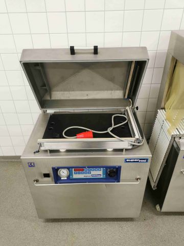 718189-8 Vacuum packer and shrink tank, Supervac