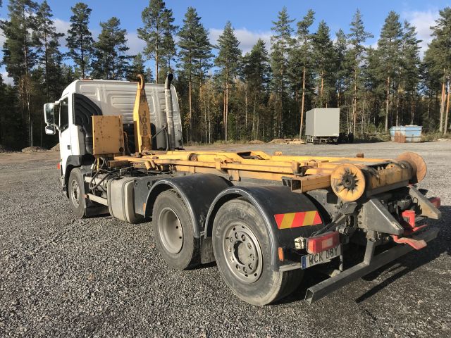 723759-4 Volvo FM 12 6x2 hook lift truck Joab cameleont 2005 (WCK 08Y)