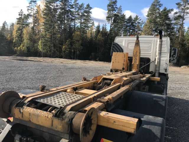 723759-2 Volvo FM 12 6x2 hook lift truck Joab cameleont 2005 (WCK 08Y)