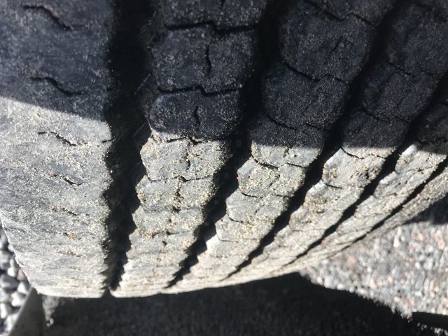 723759-24 Volvo FM 12 6x2 hook lift truck Joab cameleont 2005 (WCK 08Y)