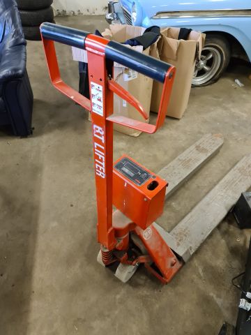 725336-1 Pallet truck