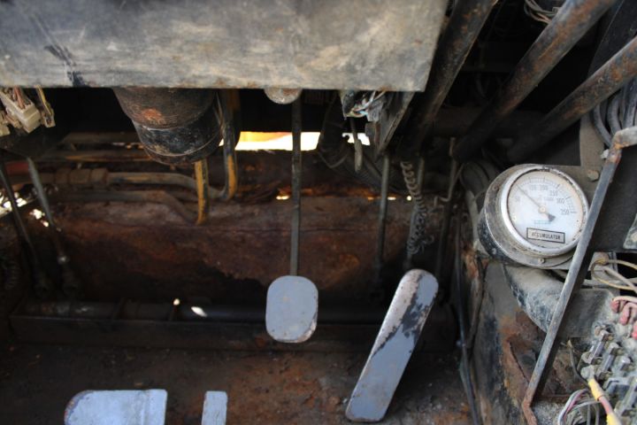 725433-12 Rough terrain  crane 25 Ton Kato KR25HL -83