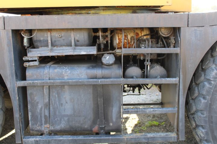 725433-28 Rough terrain  crane 25 Ton Kato KR25HL -83