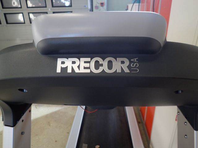 527734-4 Treadmill Precor 946i