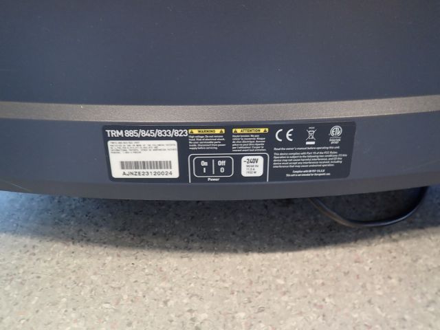 527735-2 Treadmill Precor 946i