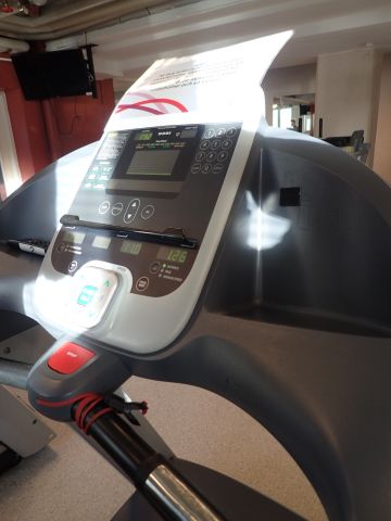 527735-5 Treadmill Precor 946i