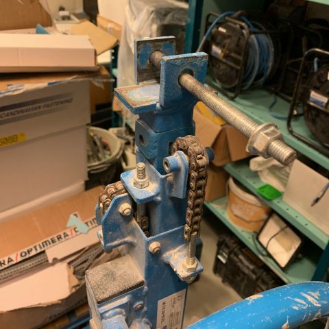 720877-7 Roof plate lift OBM Anita long