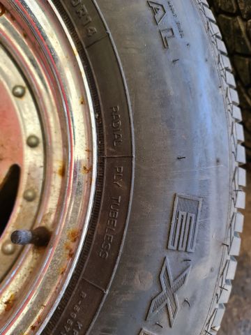 722042-11 Ford Mustang rims + 4 Kelly tires M + S P215 / 70 R14