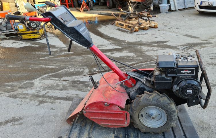 722065-3 Jonsered cultivator RT 5