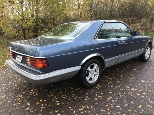 725816-7 Mercedes Benz 500 SEC 1984 (WMN 074)