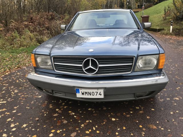 725816-13 Mercedes Benz 500 SEC 1984 (WMN 074)