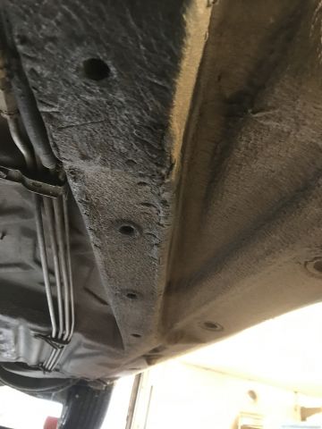 725816-43 Mercedes Benz 500 SEC 1984 (WMN 074)