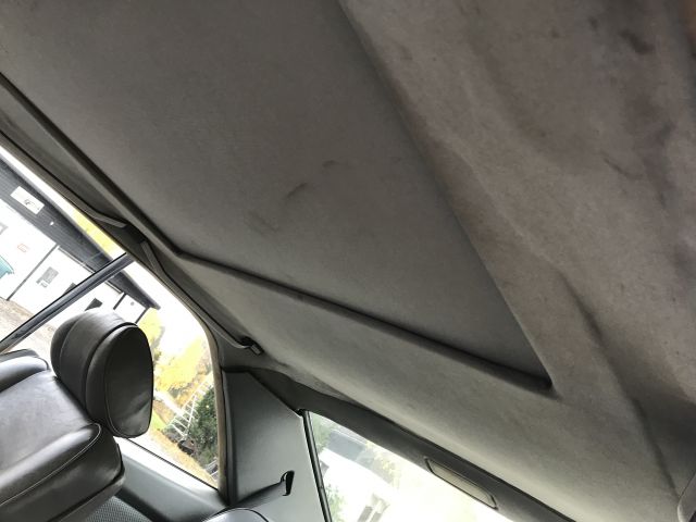 725816-57 Mercedes Benz 500 SEC 1984 (WMN 074)