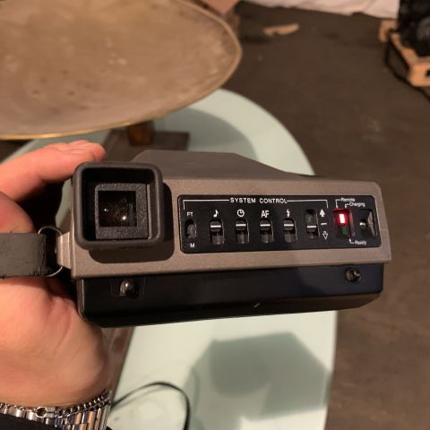 715851-3 Camera Konica Autoreflex T3 & Polaroid Image System