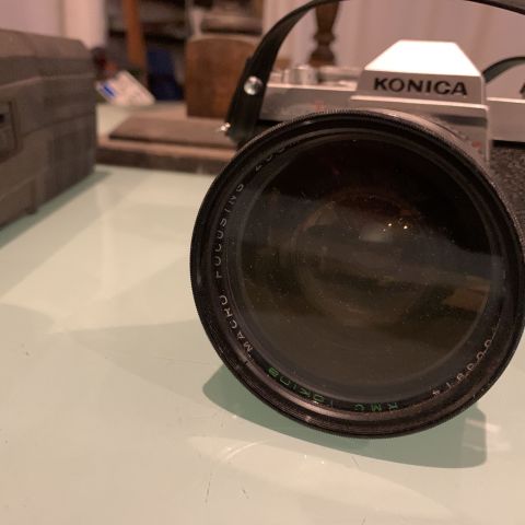 715851-7 Camera Konica Autoreflex T3 & Polaroid Image System