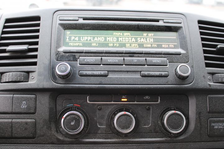 725964-54 Volkswagen Transporter 2.0 TDI Manual, 102hp, (DGC210) -12