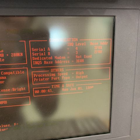 715850-8 Computer Toshiba T5200, older