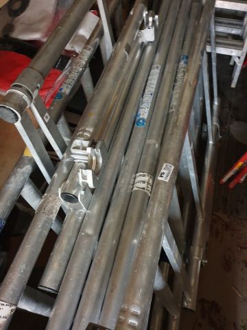 724058-3 Folding roller stand & stand with gangway