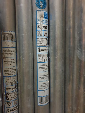 724058-7 Folding roller stand & stand with gangway