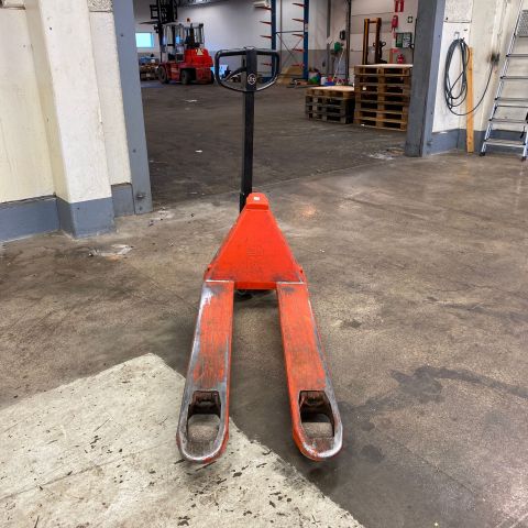 718315-2 Pallyft BT (Slightly skewed)