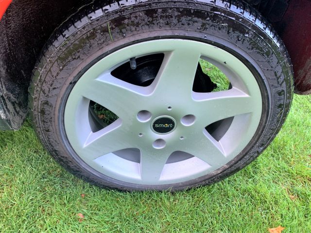 726419-18 Smart Fortwo Cabrio & Pulse - 2001 (WWX664)