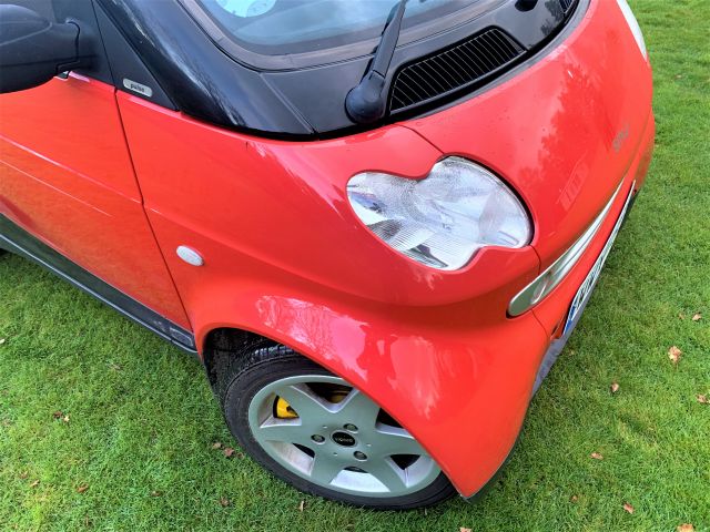 726419-21 Smart Fortwo Cabrio & Pulse - 2001 (WWX664)