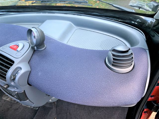 726419-24 Smart Fortwo Cabrio & Pulse - 2001 (WWX664)