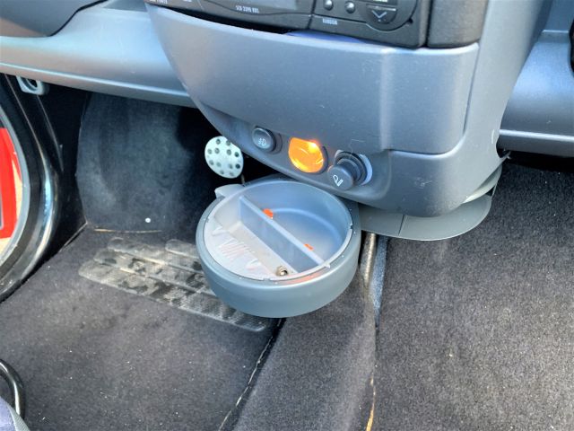 726419-33 Smart Fortwo Cabrio & Pulse - 2001 (WWX664)