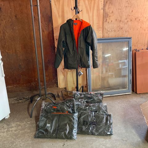 718328-1 Lightweight jackets from T&P - Men and Women (8 pcs)