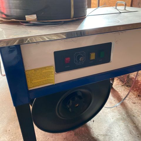 718337-3 Semi-automatic pp banding machine