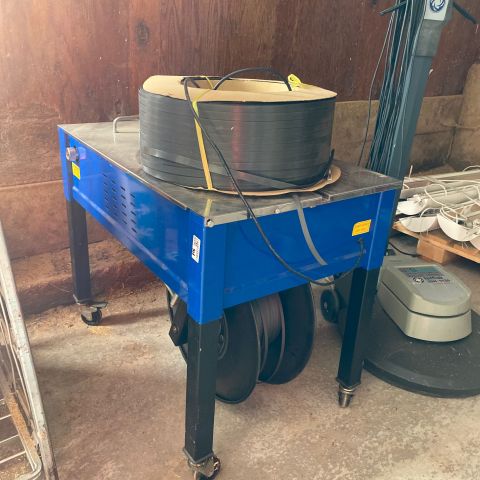 718337-9 Semi-automatic pp banding machine