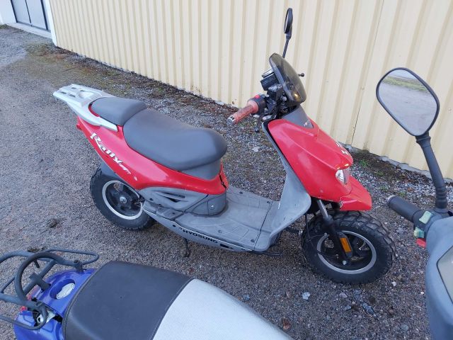 578329-6 2st moped scooters