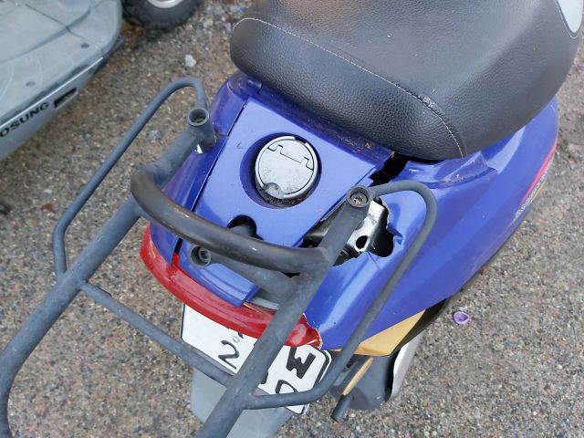 578329-10 2st moped scooters