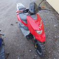 578329-25 2st moped scooters