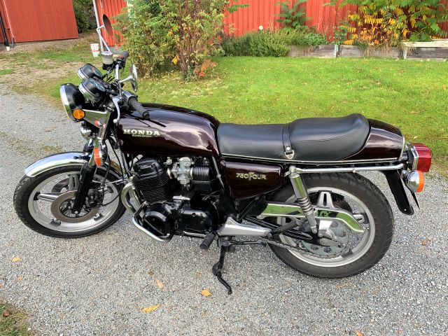 726738-5 Honda CB750 F2 Supersport -1978