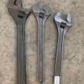 715408-3 Larger wrenches and block wrench 4 pcs