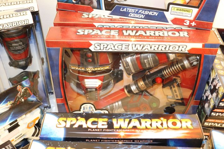 703941-8 Toys Space Warrior / Defender 25pcs